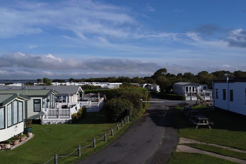 2 Bedroom Static Caravan On Quiet Park Near Caernarfon & Snowdonia Eksteriør bilde